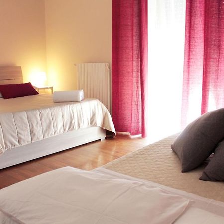 Vesuviane 'E Belle 'Mbriane B&B Неаполь Экстерьер фото