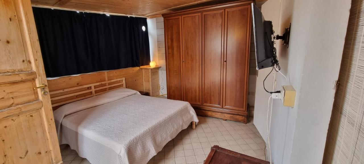 Vesuviane 'E Belle 'Mbriane B&B Неаполь Экстерьер фото